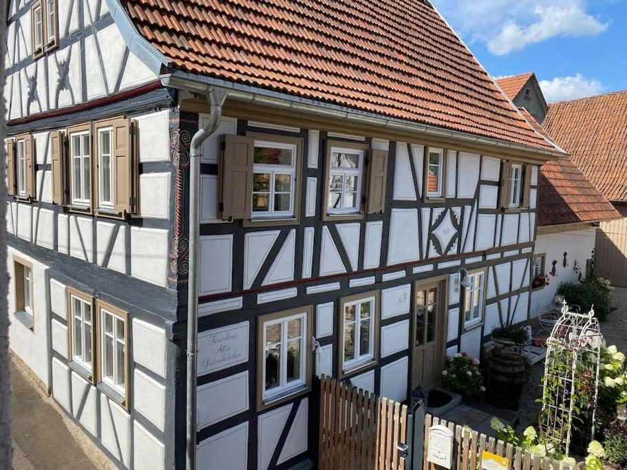Altes Grabenhoefchen - 5 Sterne Ferienhaus Sondheim Buitenkant foto