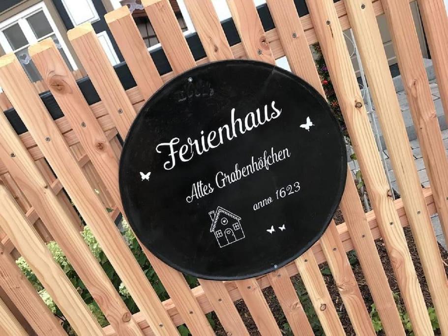 Altes Grabenhoefchen - 5 Sterne Ferienhaus Sondheim Buitenkant foto